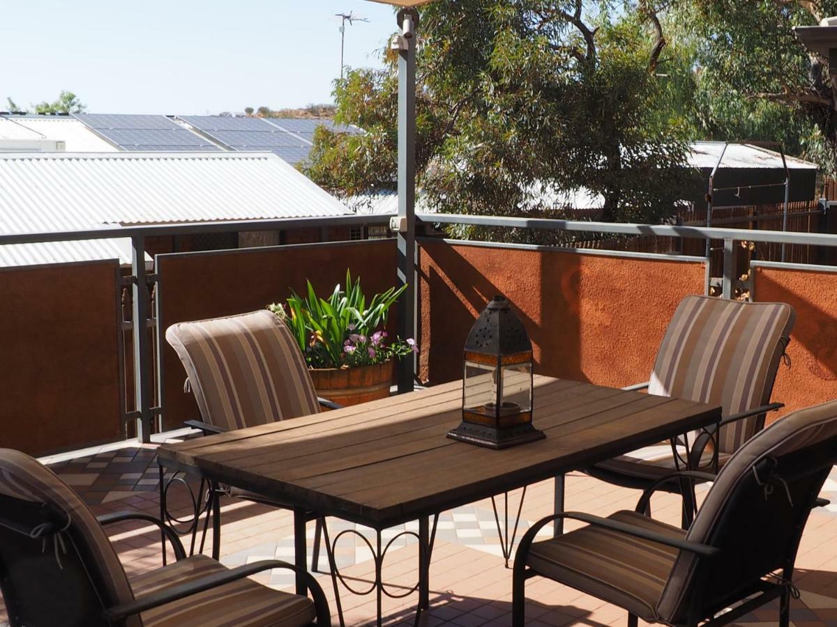 Wilmots On Dixon Bed & Breakfast Alice Springs Eksteriør bilde